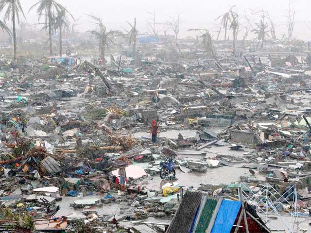 Typhoon Haiyan Ravages the Philippines
