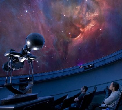 Physics students visit Rowan planetarium on field trip
