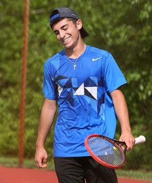 Tennis team wins SJ title and competes at States