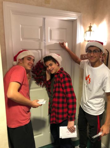 Students spread holiday cheer at assisted living
